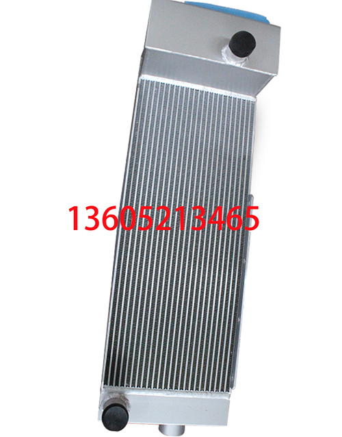福格1800-2發動機水箱散熱器2212179 福格1800-2發動機水箱散熱器2212179